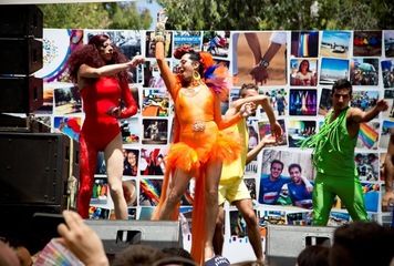 Тель-Авив в июне: гей-парад или “I was born the way like this!”