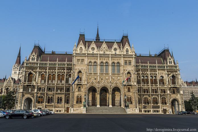 Travelme_hungary_budapest_parliament_foto_by_alexey_smirnov__1_